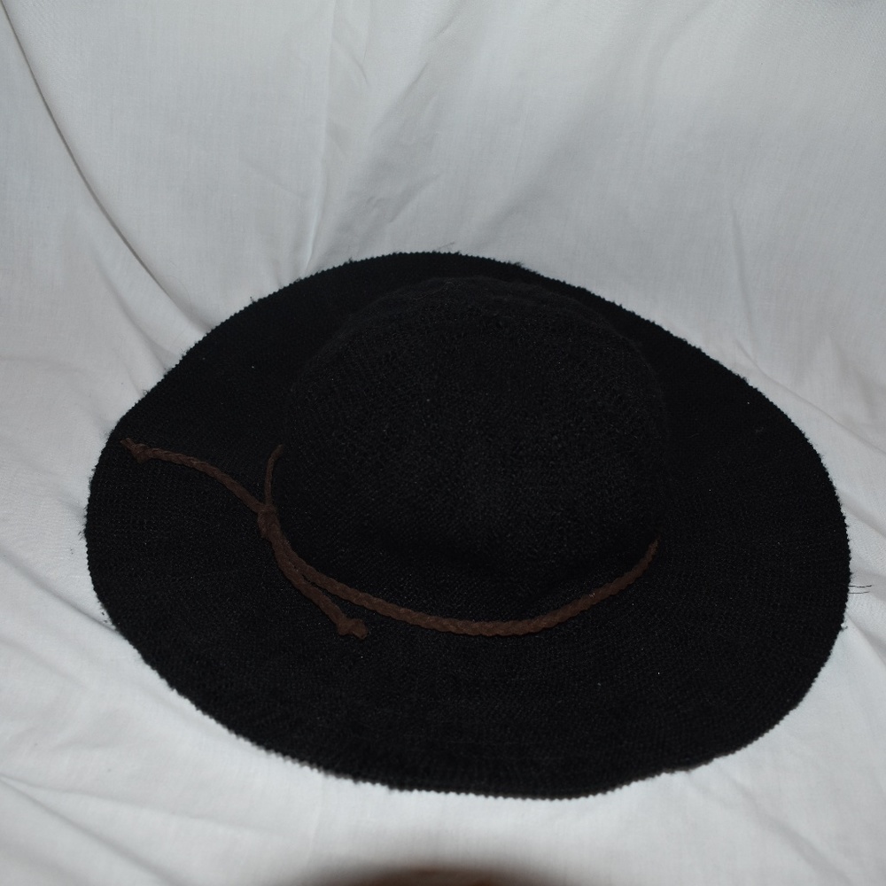 Black Straw Floppy Hat